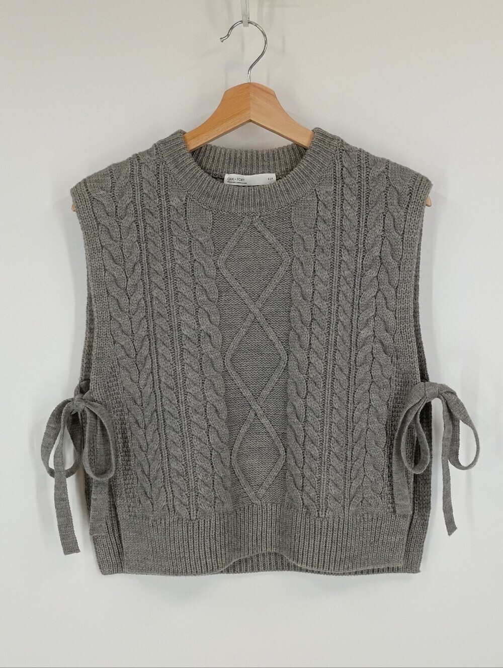 Oak + Fort Tied Side Sleeveless Sweater